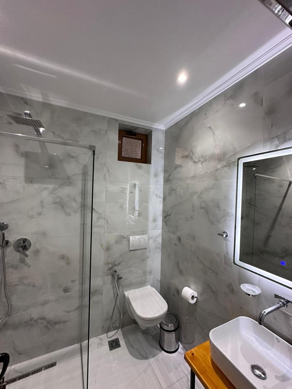 Xhibo Apartments Saranda Zewnętrze zdjęcie
