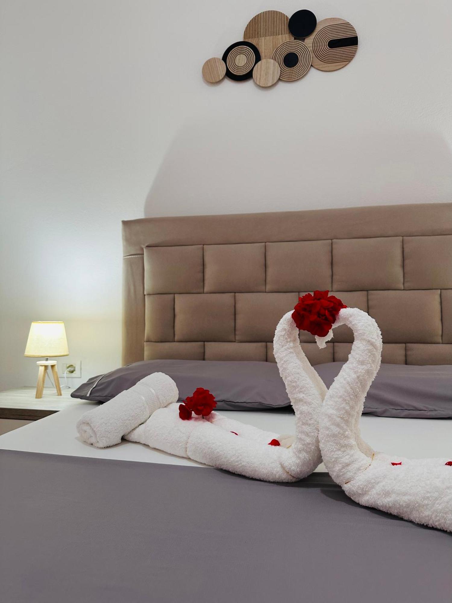 Xhibo Apartments Saranda Zewnętrze zdjęcie