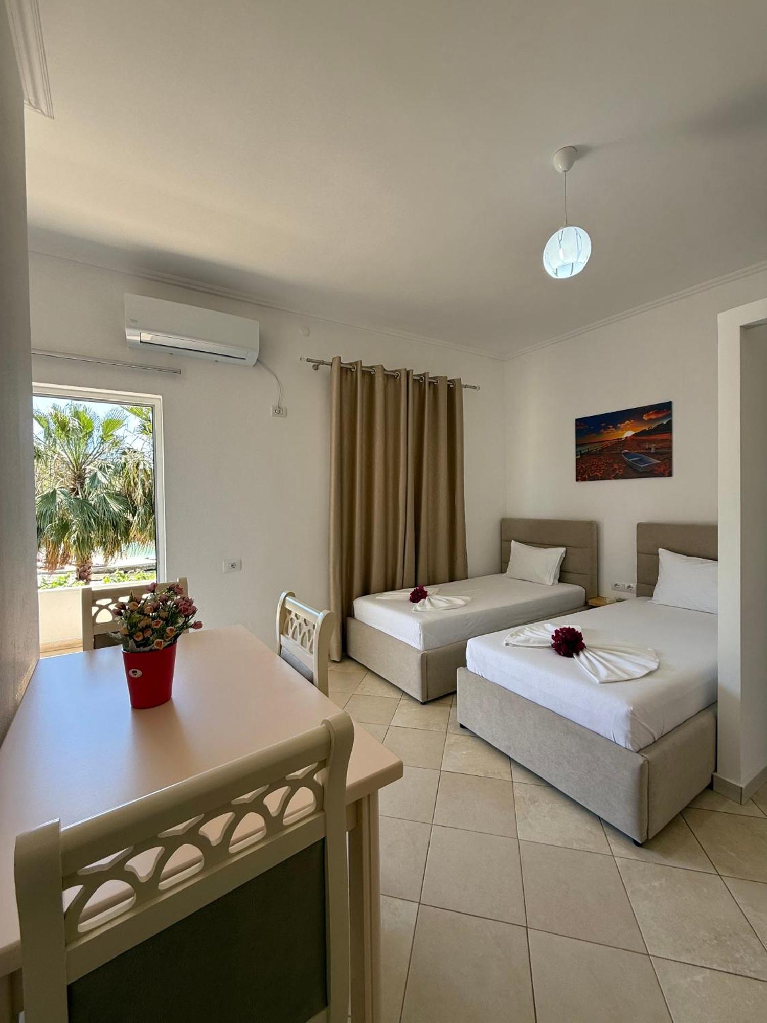 Xhibo Apartments Saranda Zewnętrze zdjęcie